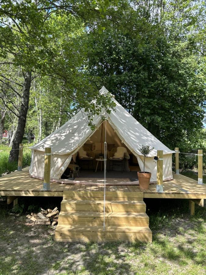 Glampingtaelt, Privat Omrade, 3 Mil Utanfoer Oerebro Luxury tent